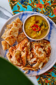 Roti Canai with Curry & Dhal (2 pcs)